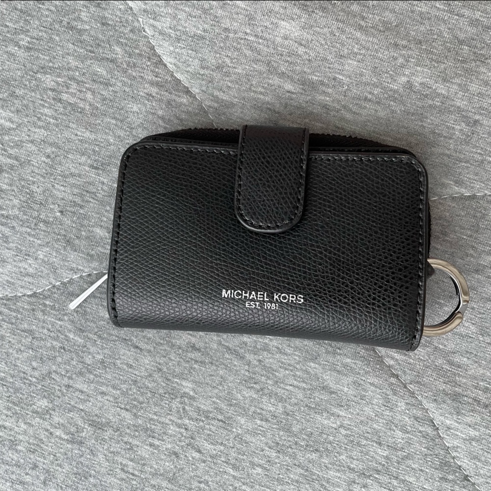 Michael kors key wallet